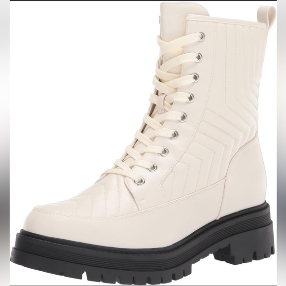 Marc Fisher Pierce Combat Boots Ivory Off White Quilted Chunky Heel SIZE 8 NWOT - Picture 1 of 14